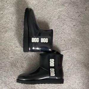 Black ugg classic mini waterproof clear boot